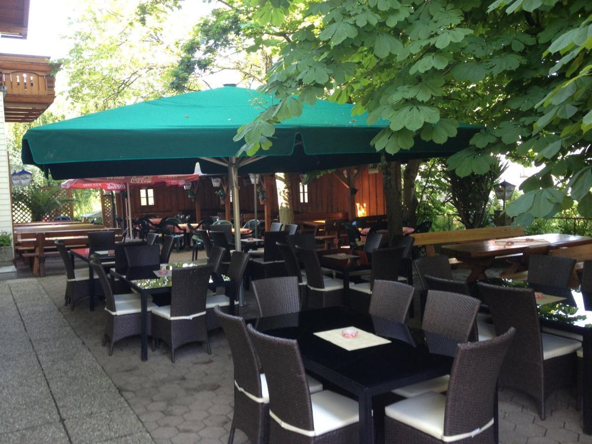 Hotel Gasthof-Strasser Tumeltsham 外观 照片